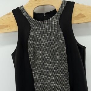 Guess Dress Womens 10 Black Gray Sleeveless Fit Flare‎ Textured Knit Zip Back